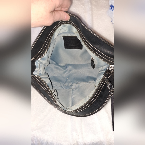 GENUINE COACH LEATHER AND JACQUARD CONVERTIBLE BUCKET BAG - Picture 12 of 16